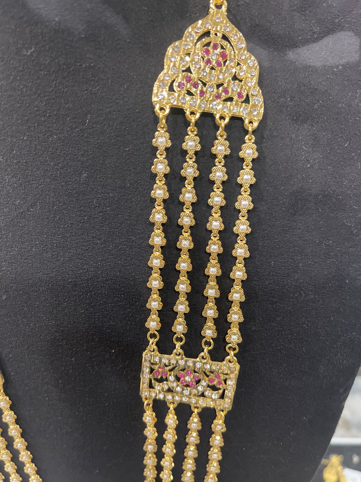 Phool Haar,Gold color