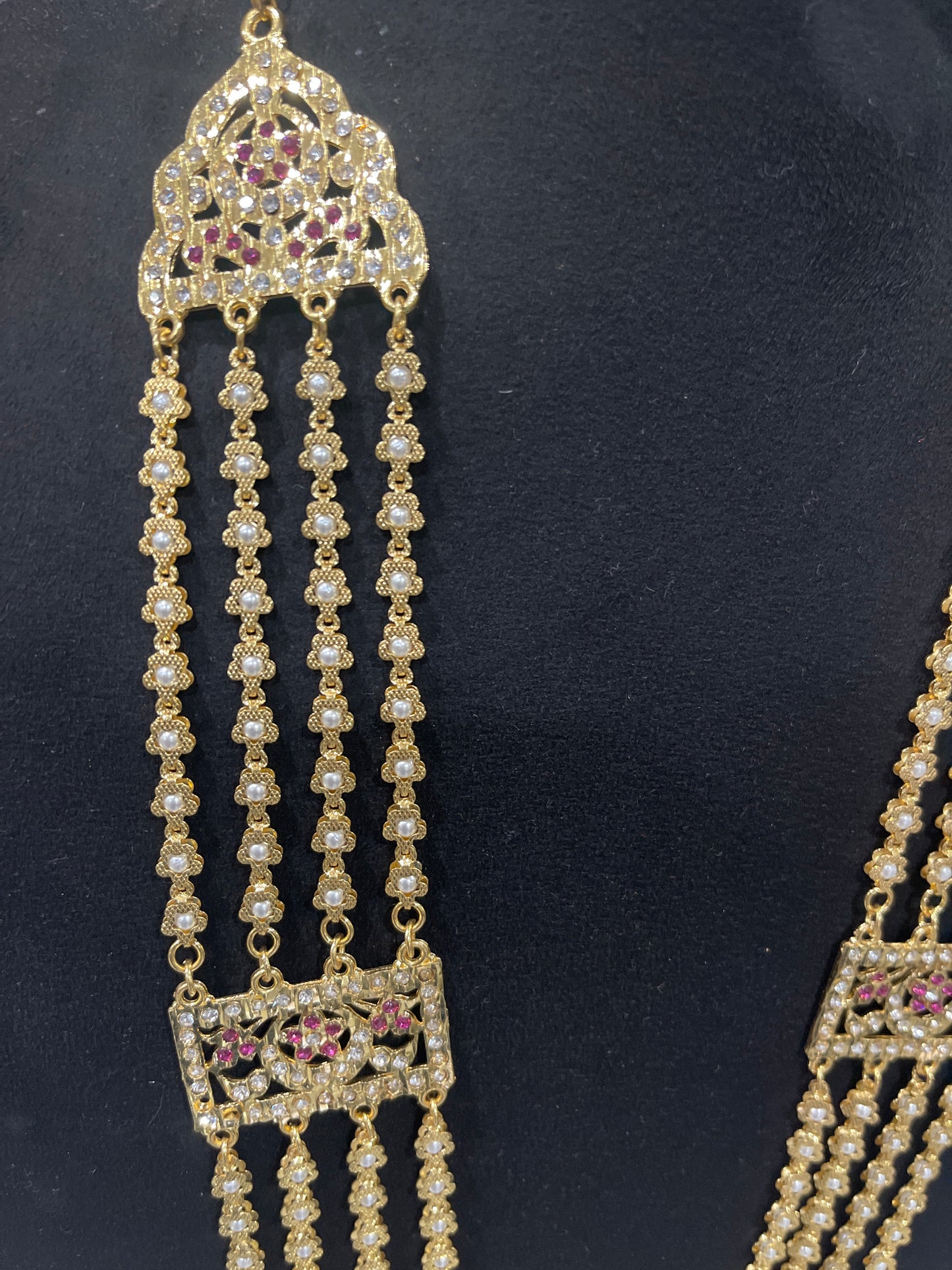 Phool Haar,Gold color