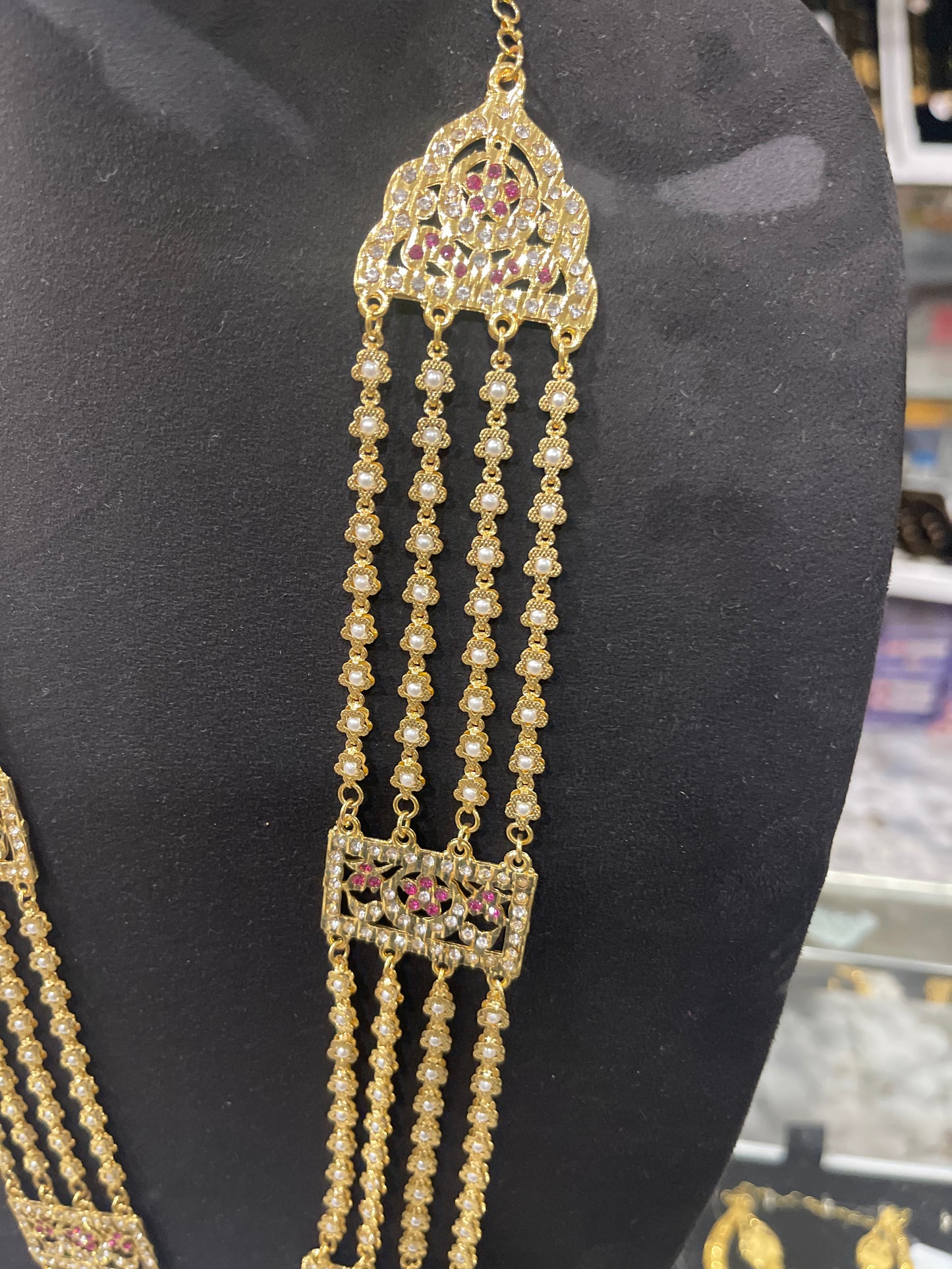Phool Haar,Gold color
