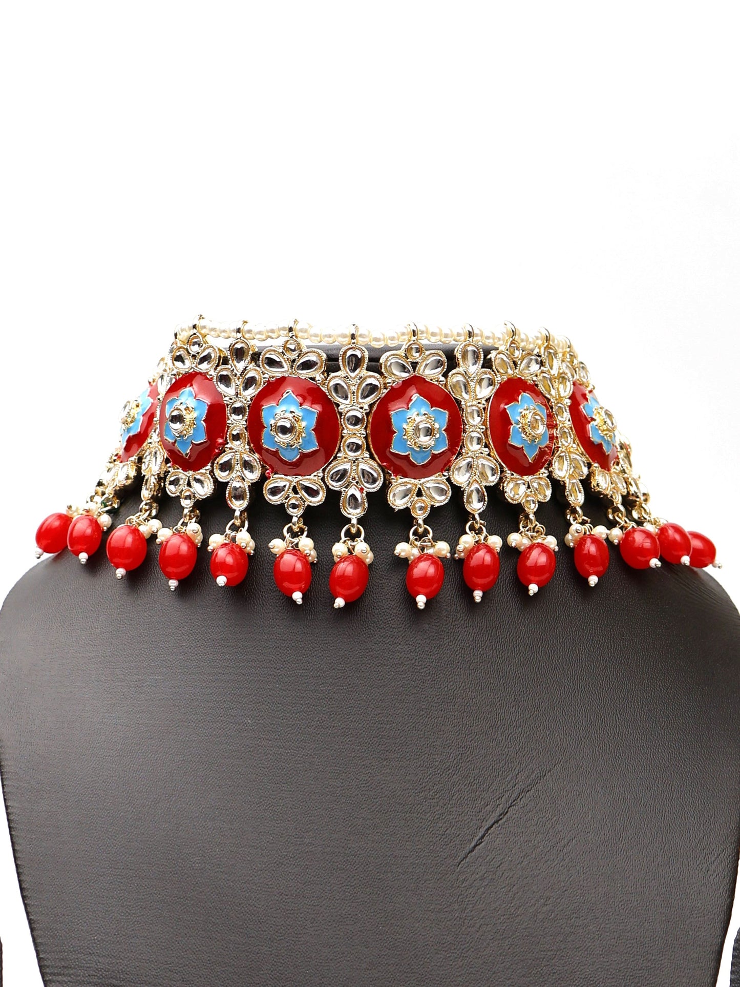 Multicolor Kundan and Pearl Choker Style Necklace Set with Earings and Mang Tikka-3